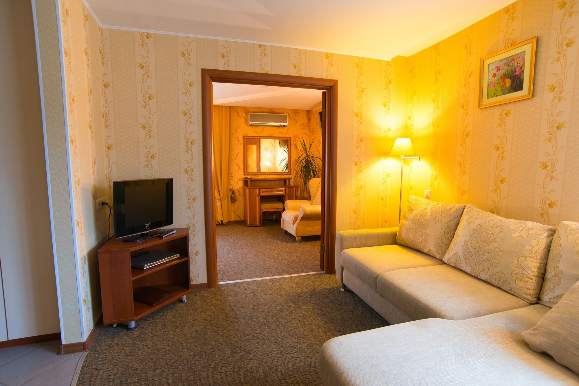 Suite Hotel Jekatyerinburg Kültér fotó